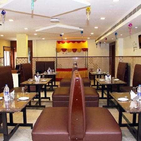Hotel Poppys S.E.T Residency à Kumbakonam Extérieur photo