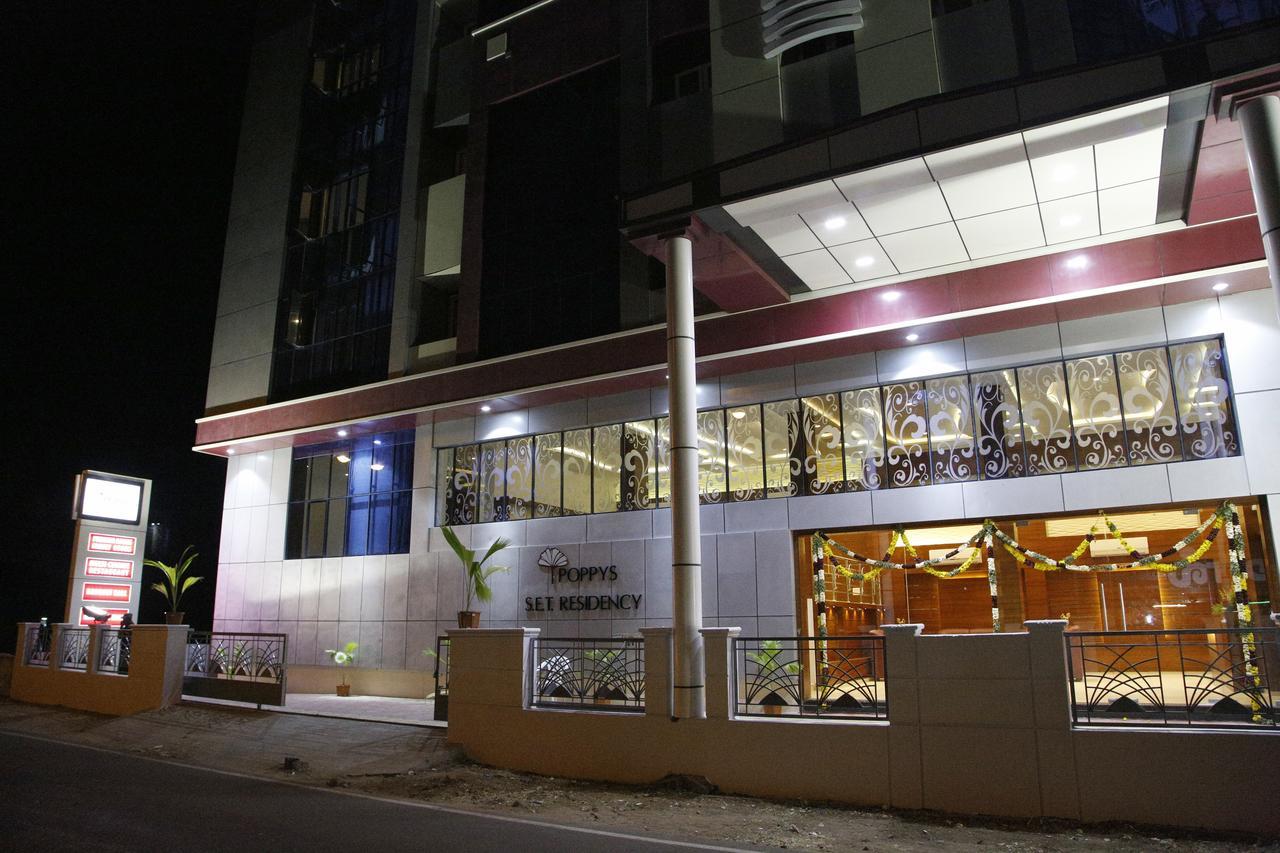 Hotel Poppys S.E.T Residency à Kumbakonam Extérieur photo